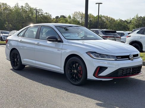 New 2026 Volkswagen Jetta GLI Autobahn FWD image 7
