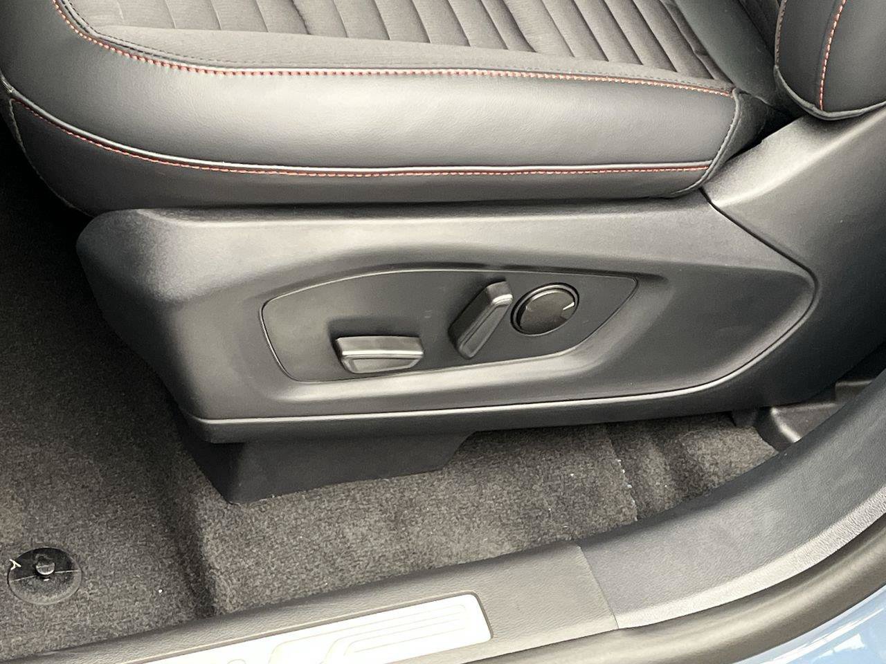 New 2027 Ford Explorer ST-Line AWD/4WD image 14