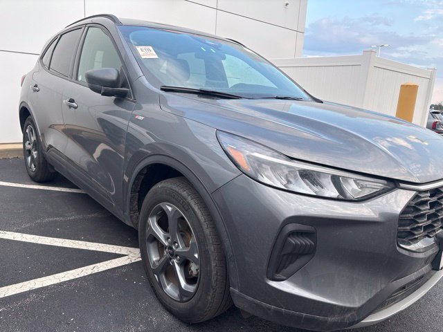 Used 2025 Ford Escape ST-Line AWD/4WD image 16