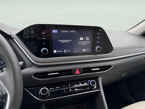 Used 2023 Hyundai Sonata SE image 21