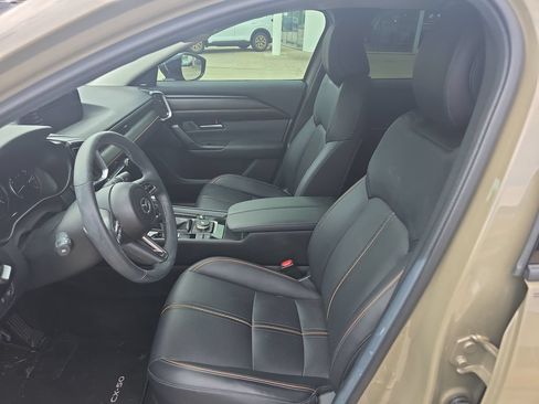 Used 2024 MAZDA CX-50 AWD 2.5 Turbo w/ Premium Pkg image 9