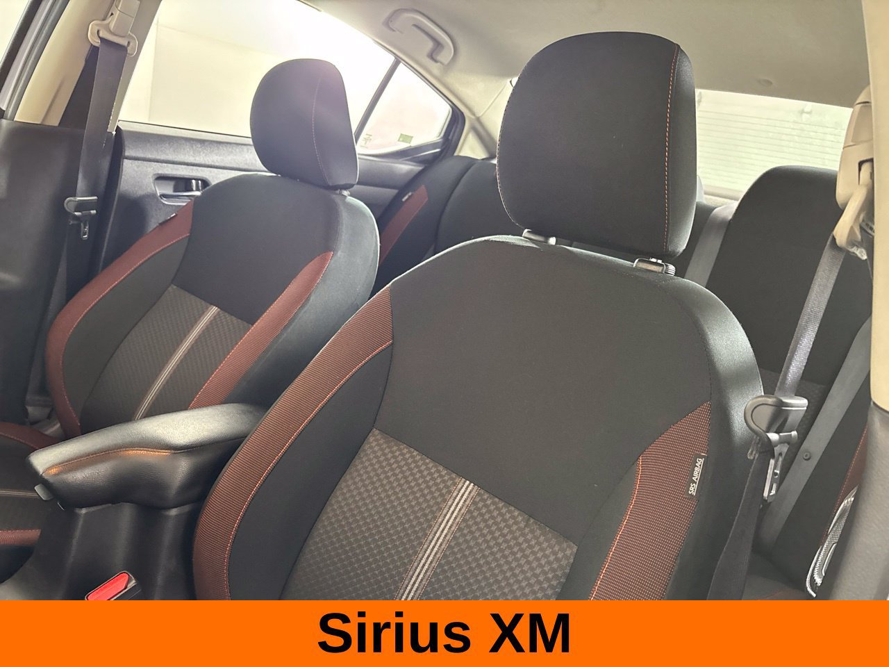 Used 2024 Nissan Versa SR FWD image 11