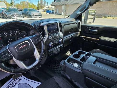 Certified 2022 GMC Sierra 3500 SLE w/ SLE Convenience Package AWD/4WD image 15