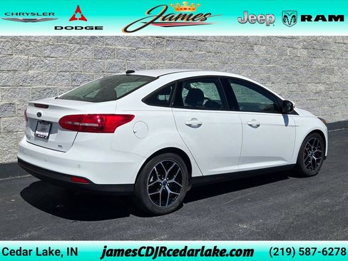 Used 2017 Ford Focus SEL FWD image 5