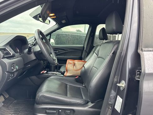 Used 2020 Honda Passport Touring image 4
