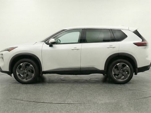 Used 2025 Nissan Rogue SV AWD/4WD image 5