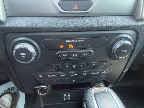 Certified 2019 Ford Ranger XLT w/ Equipment Group 302A Luxury AWD/4WD image 22