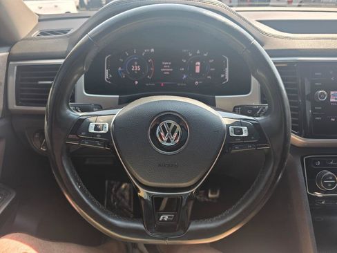 Used 2019 Volkswagen Atlas SEL R-Line FWD image 18