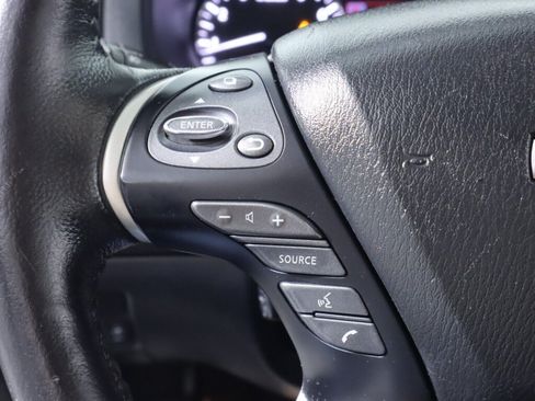 Used 2020 Nissan Pathfinder Platinum AWD/4WD image 12