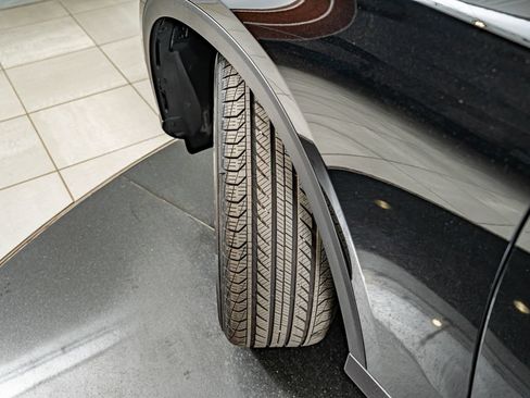 Certified 2026 Mercedes-Benz GLC 300 4MATIC image 41