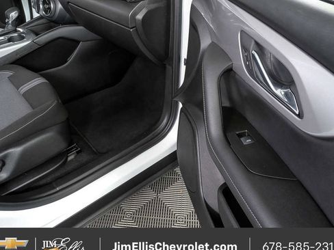 Used 2025 Chevrolet Blazer LT image 22