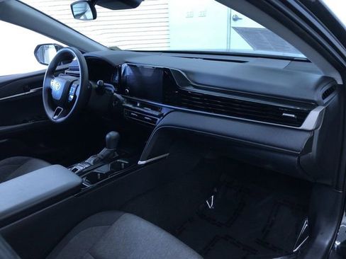 Certified 2025 Toyota Camry LE image 23