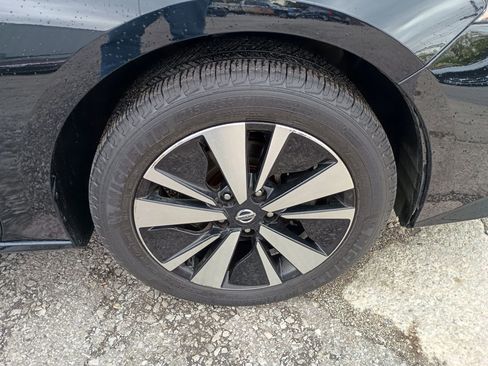 Used 2020 Nissan Altima 2.5 SL FWD image 7