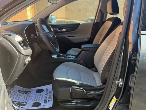 Used 2019 Chevrolet Equinox LS image 13