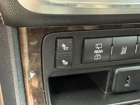 Used 2015 GMC Acadia SLT FWD image 26