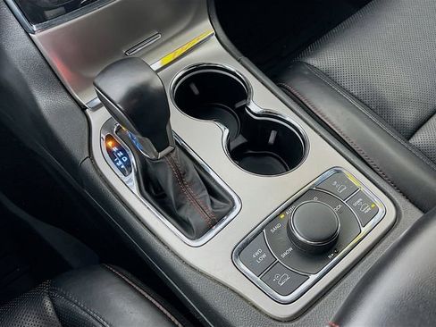 Used 2020 Jeep Grand Cherokee Trailhawk w/ Trailhawk Luxury Group image 22