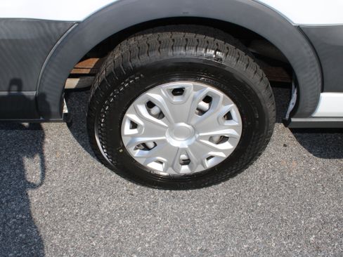 Used 2017 Ford Transit 350 XL RWD image 12