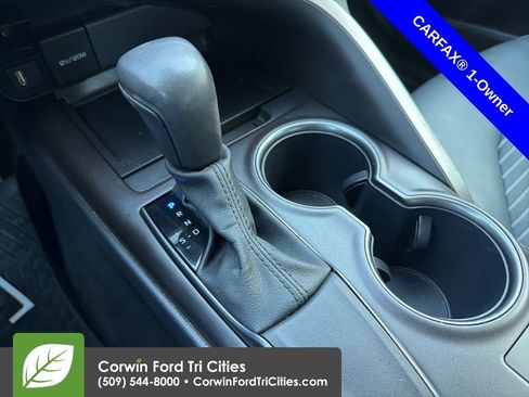Used 2024 Toyota Camry SE FWD image 10