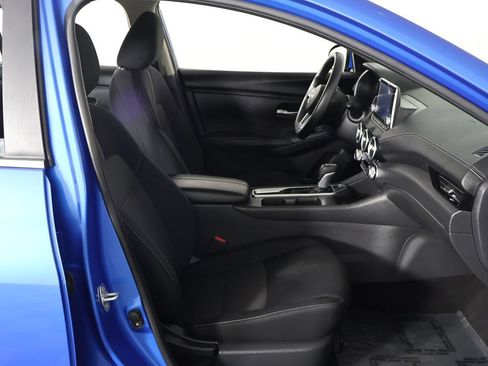Used 2025 Nissan Sentra SV FWD image 23