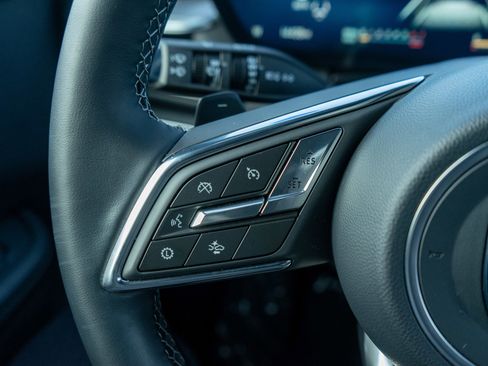 Used 2025 Buick Enclave Preferred image 24