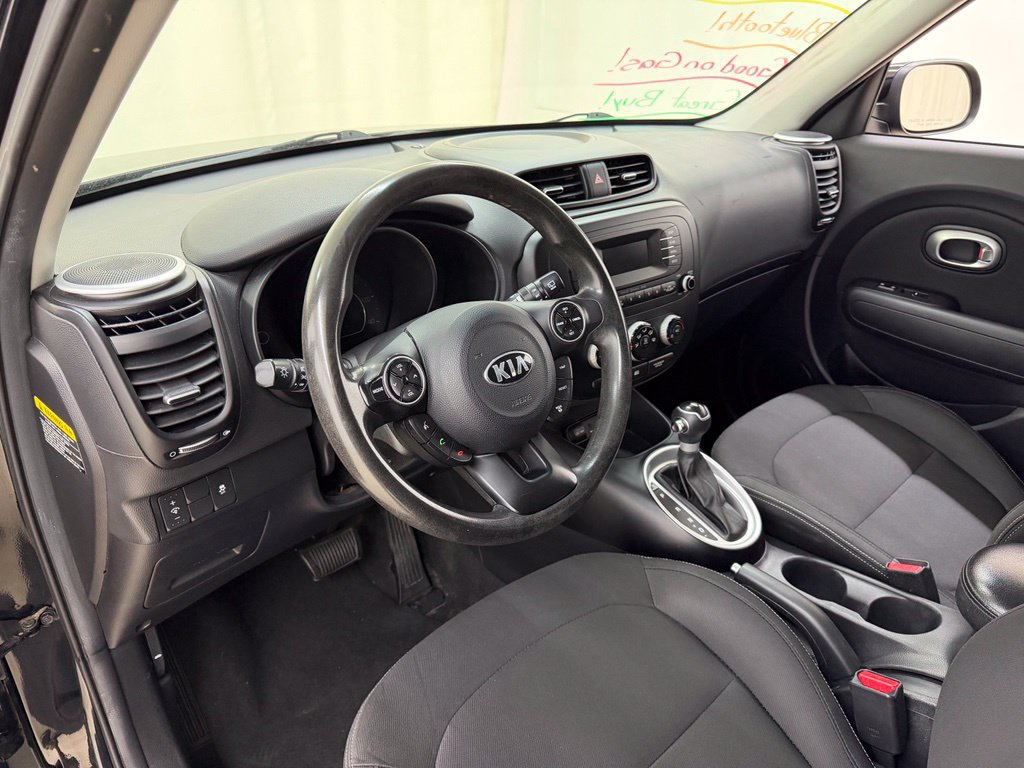 Used 2015 Kia Soul FWD image 20