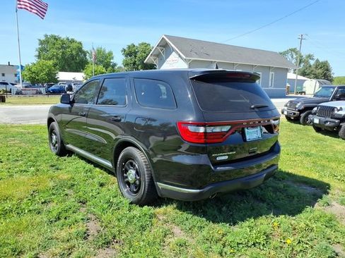 Used 2023 Dodge Durango AWD image 3
