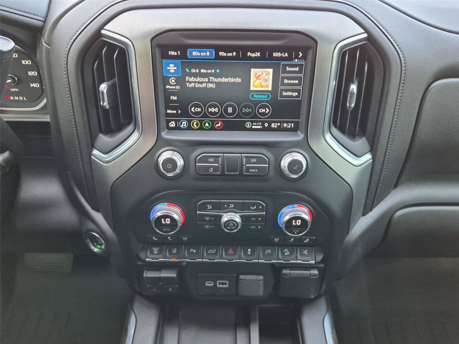 Used 2021 GMC Sierra 2500 Denali w/ Denali Black Diamond Edition AWD/4WD image 24