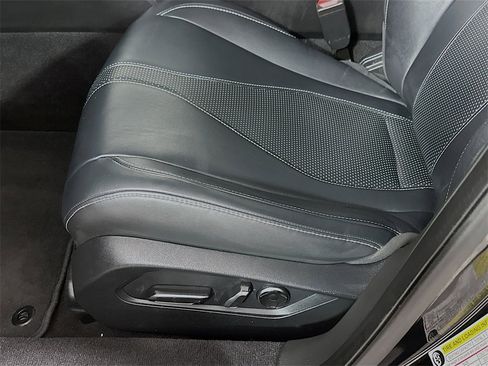 Used 2023 Acura TLX Technology Package image 9