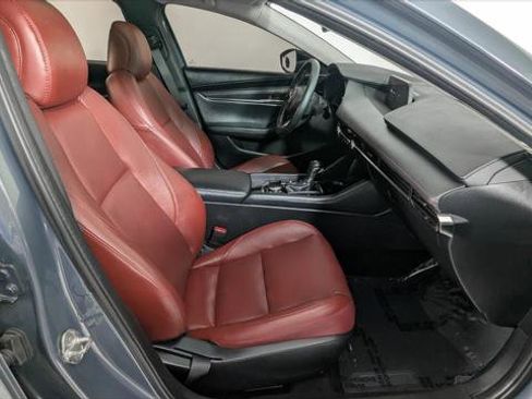 Used 2023 MAZDA MAZDA3 s image 24