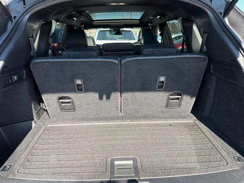 Used 2023 Acura MDX A-Spec image 11