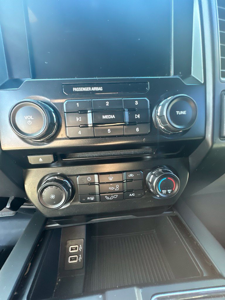 Used 2017 Ford F150 XL w/ Equipment Group 101A Mid AWD/4WD image 20