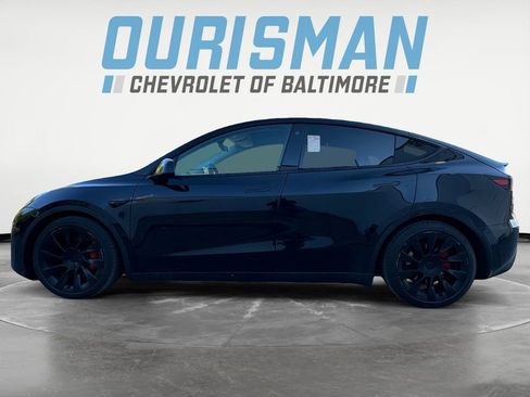 Used 2022 Tesla Model Y Performance AWD/4WD image 3