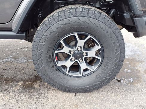 Used 2018 Jeep Wrangler Unlimited Rubicon image 18