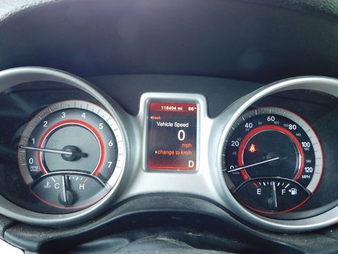 Used 2020 Dodge Journey SE FWD image 11
