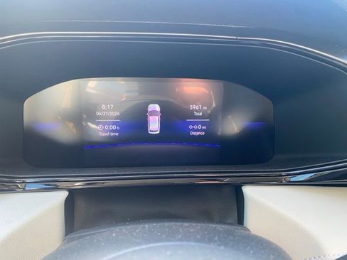 Used 2025 Volkswagen Taos S image 7