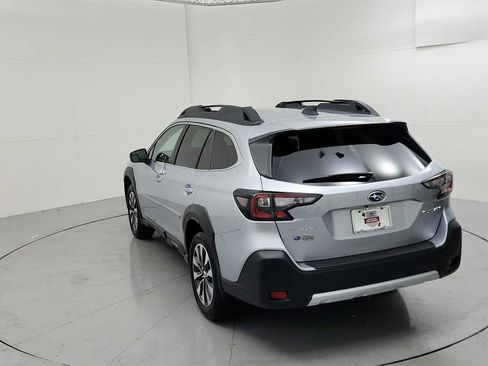 Certified 2025 Subaru Outback Limited w/ Popular Package #2 AWD/4WD image 8