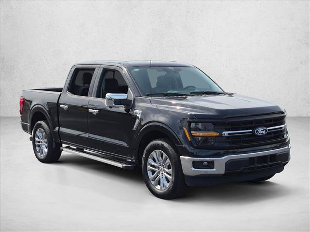 Used 2025 Ford F150 XLT w/ Equipment Group 302A MID RWD image 3