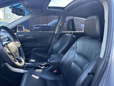 Used 2017 Honda Accord EX-L image 19