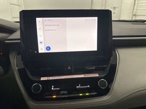 Used 2026 Toyota Corolla Cross L image 13