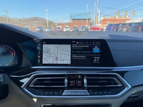 Used 2021 BMW X5 xDrive40i w/ M Sport Package image 21