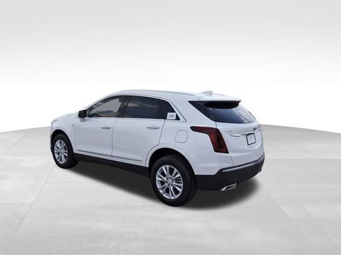 New 2025 Cadillac XT5 Luxury image 3