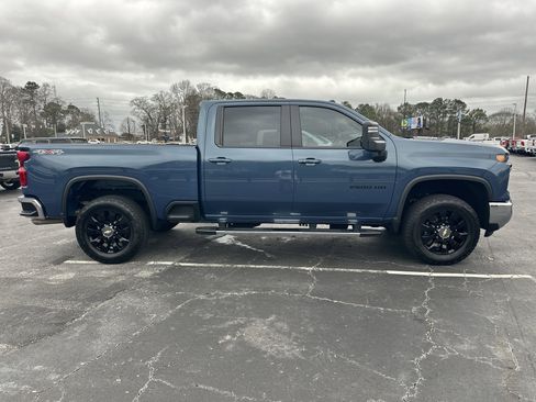 Certified 2024 Chevrolet Silverado 2500 LT w/ Safety Package image 9