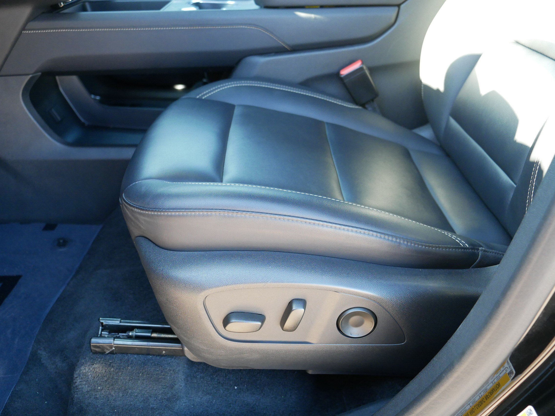 Used 2024 GMC Acadia Elevation AWD/4WD image 20