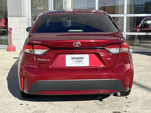 Used 2022 Toyota Corolla LE w/ LE Premium Package image 9