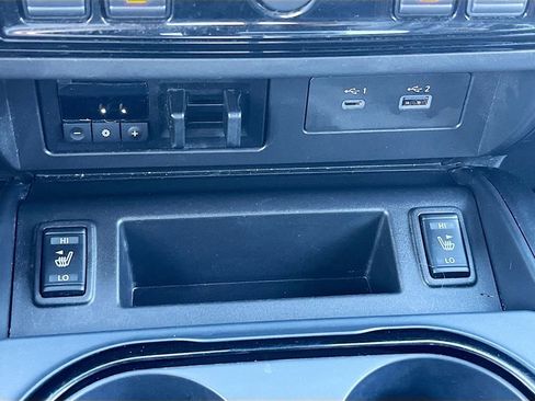 Used 2021 Nissan Titan PRO-4X w/ Pro-4x Convenience Package image 21