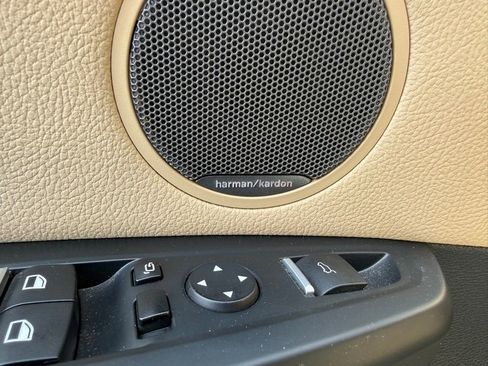 Used 2016 BMW X3 xDrive28i image 11