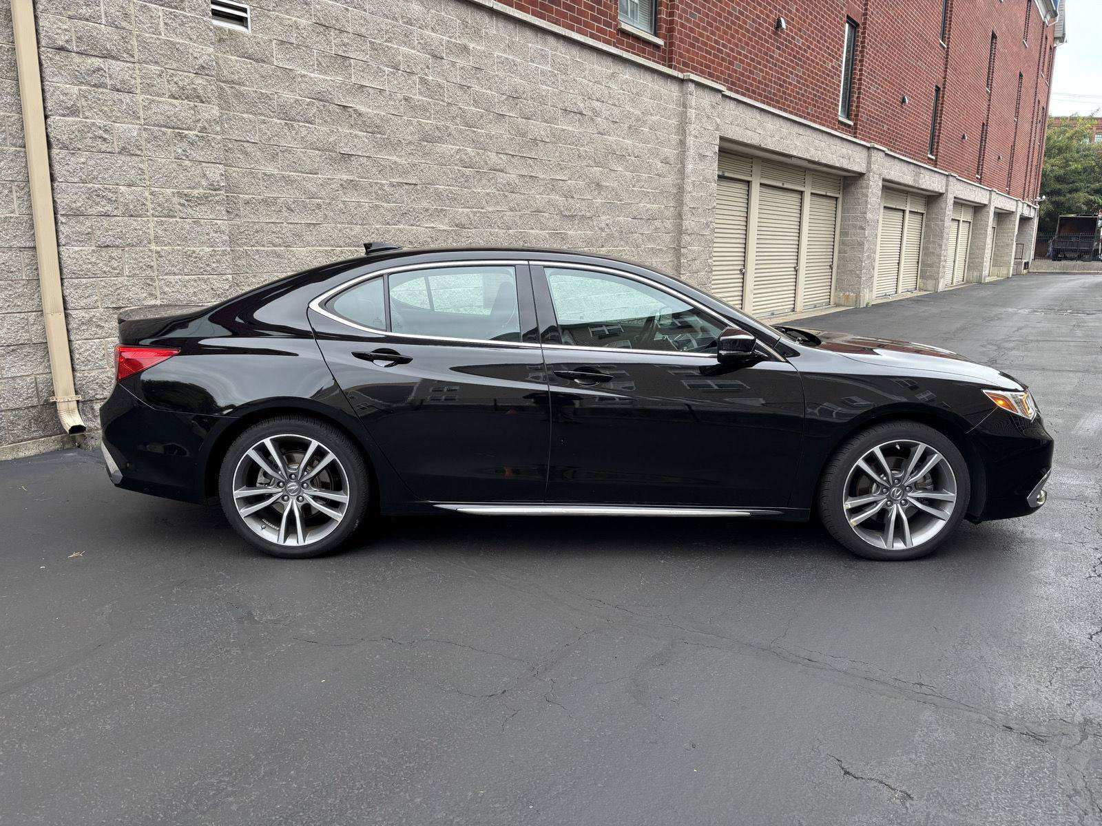 Used 2019 Acura TLX w/ Advance Package AWD/4WD image 2