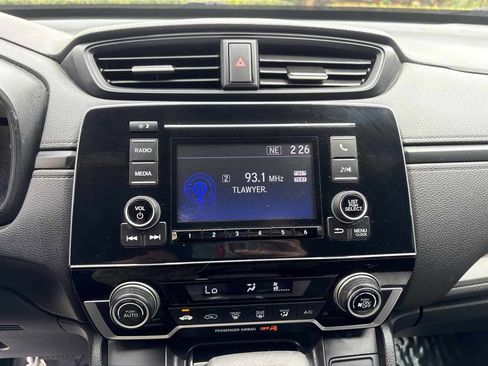 Used 2020 Honda CR-V LX image 24