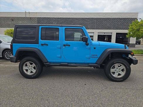 Used 2017 Jeep Wrangler Unlimited Sport w/ Quick Order Package 24S AWD/4WD image 19