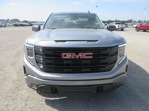 New 2026 GMC Sierra 1500 Elevation image 12